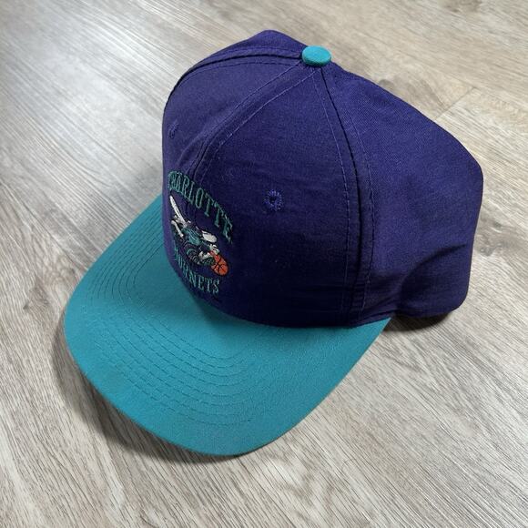 Vintage Charlotte Hornets Hat Snapback NBA Basketball‎ AJD Purple Green Cap - Picture 8 of 8